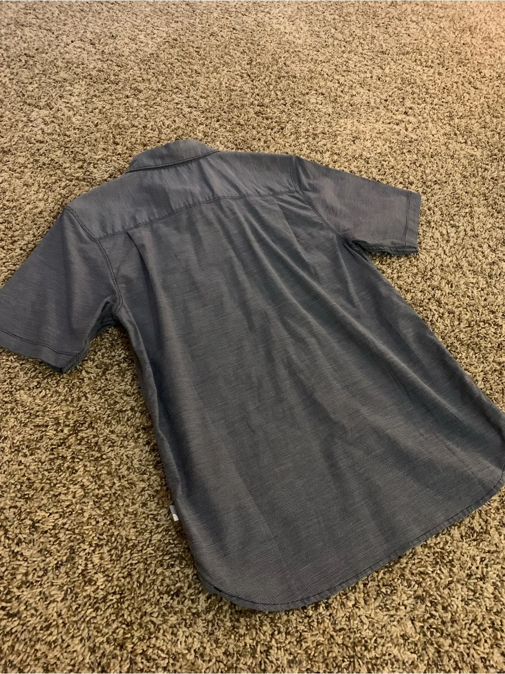 The North Face Men's Short-Sleeve Button-Down Shirt in Slate Blue